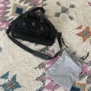 Lululemon duffle bag set black